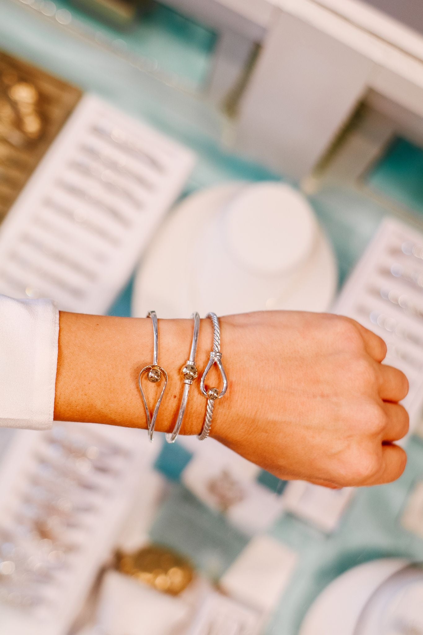 Cape cod hook bracelet top