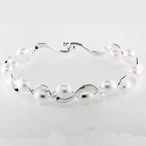 Pearl and new arrivals silver bracelet