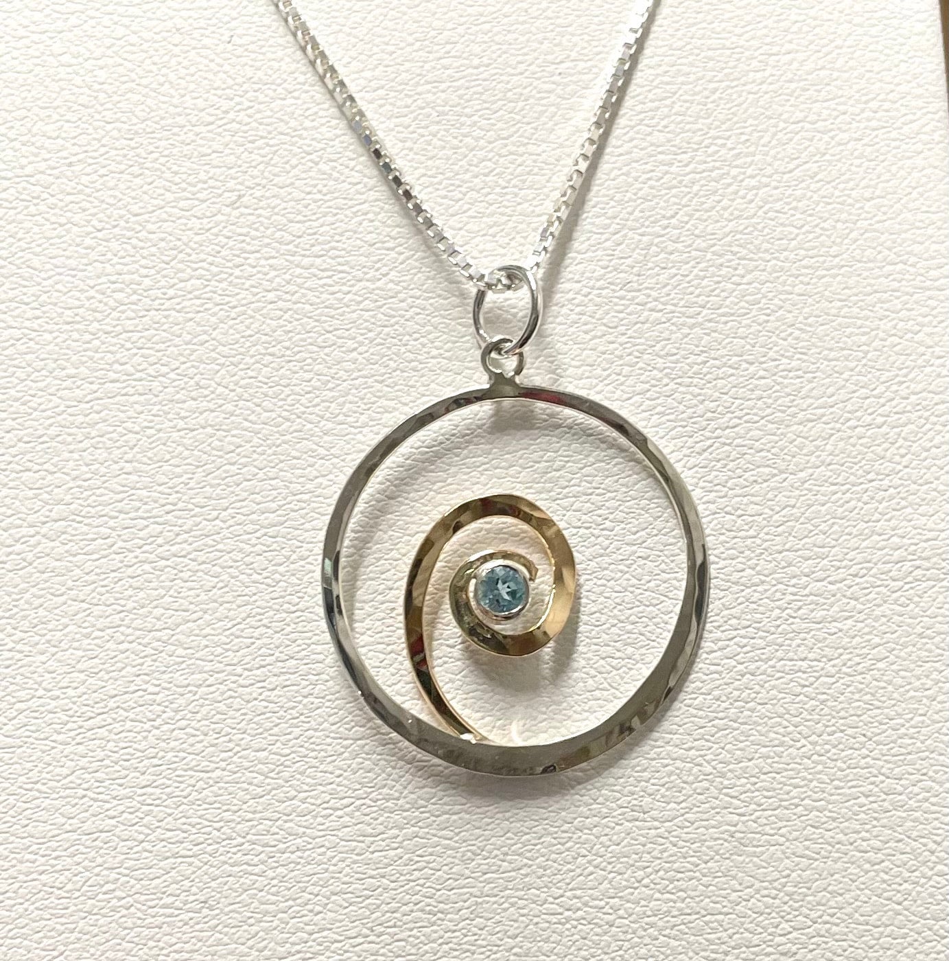 Swirl on sale pendant necklace